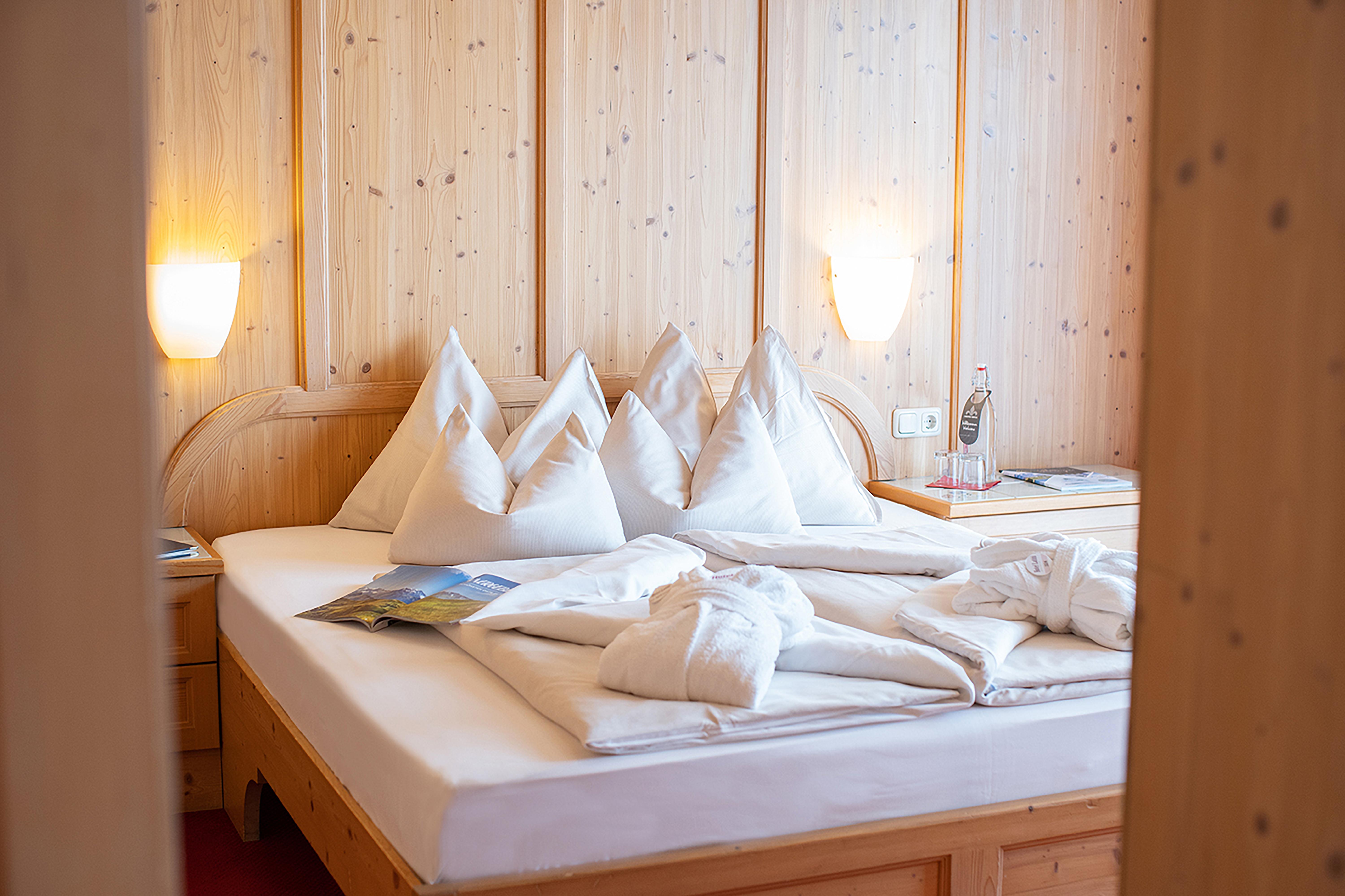 Hotel Latini Zell am See Esterno foto