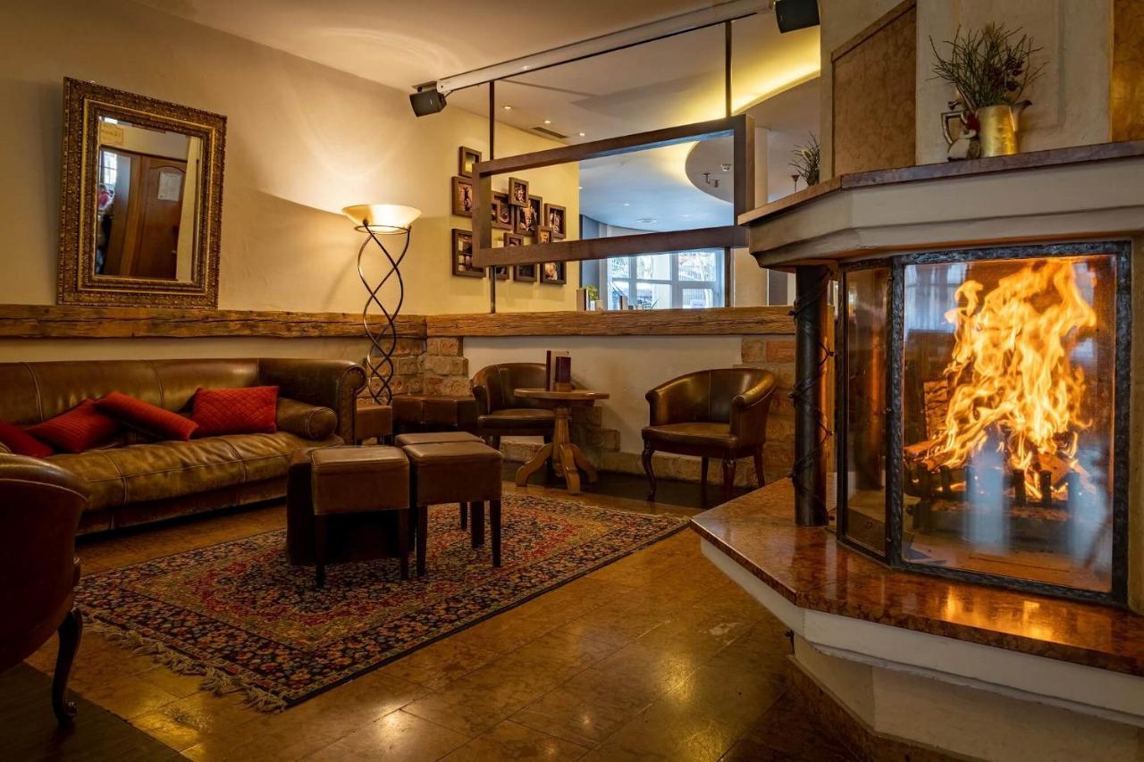 Hotel Latini Zell am See Esterno foto