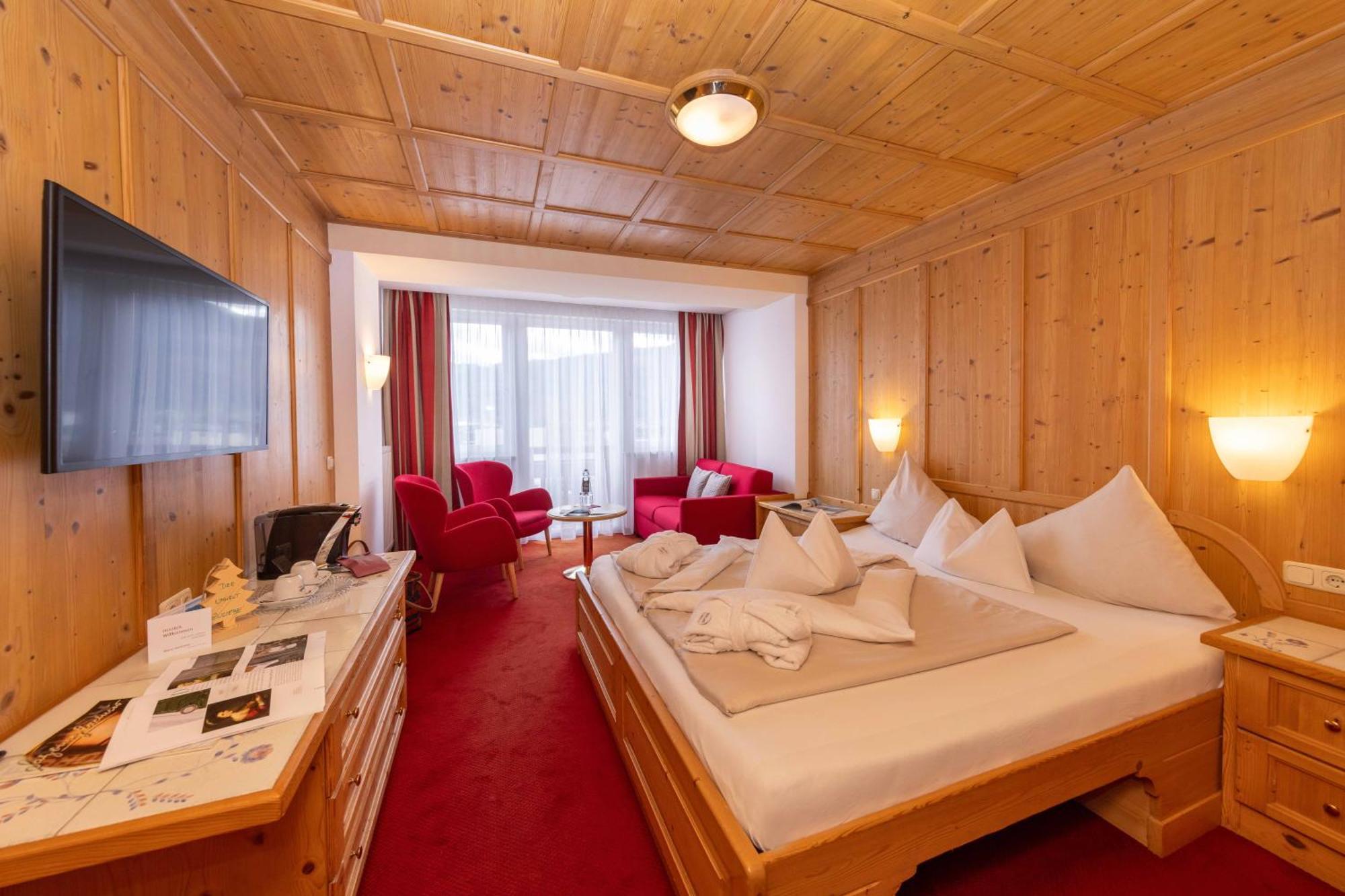 Hotel Latini Zell am See Esterno foto