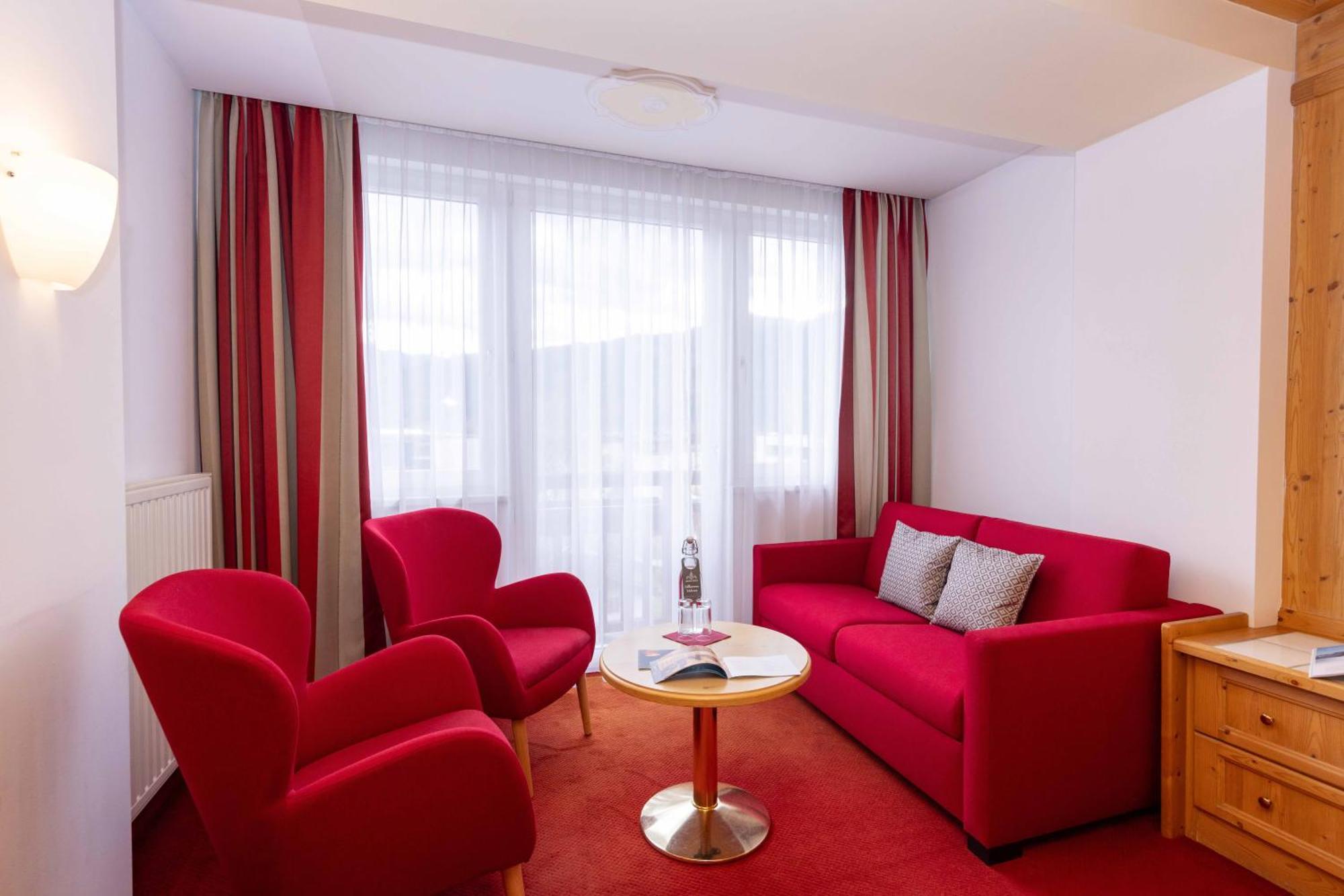 Hotel Latini Zell am See Esterno foto